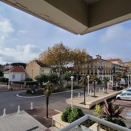 Apartamento Charming 20 M From The In