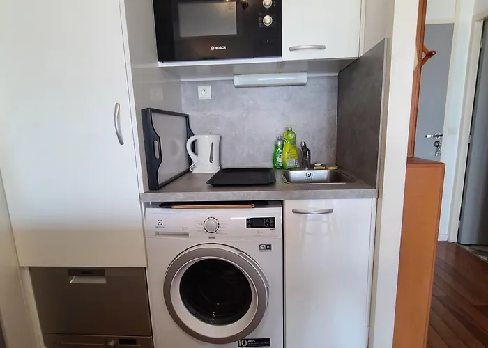 Charming 20 M From The In Appartement